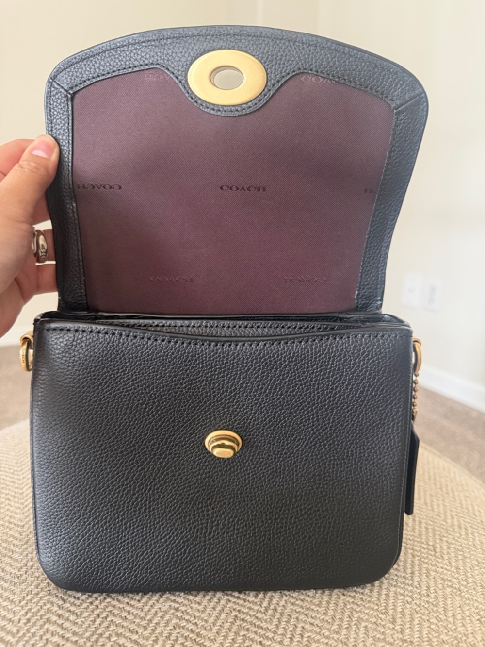 Coach Cassie Leather Crossbody Bag 19 - Picture 8 of 13
